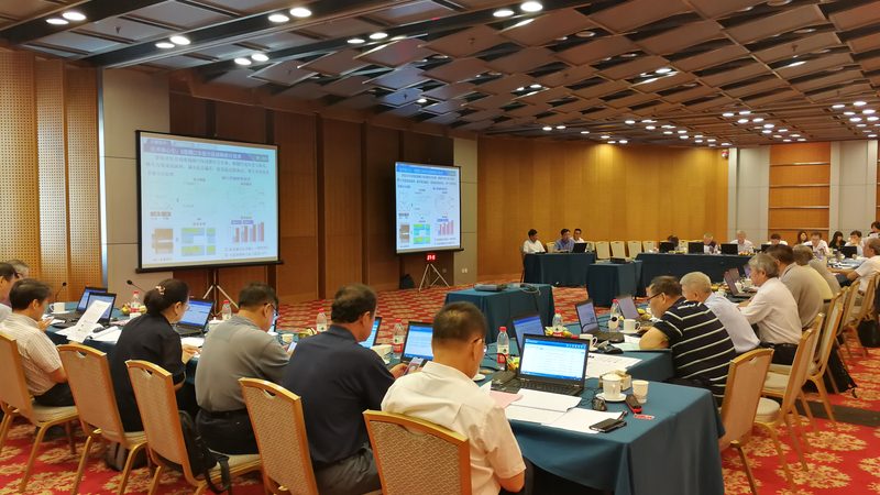 如何选择合适的机械设备采购报价平台：关键要素解析**